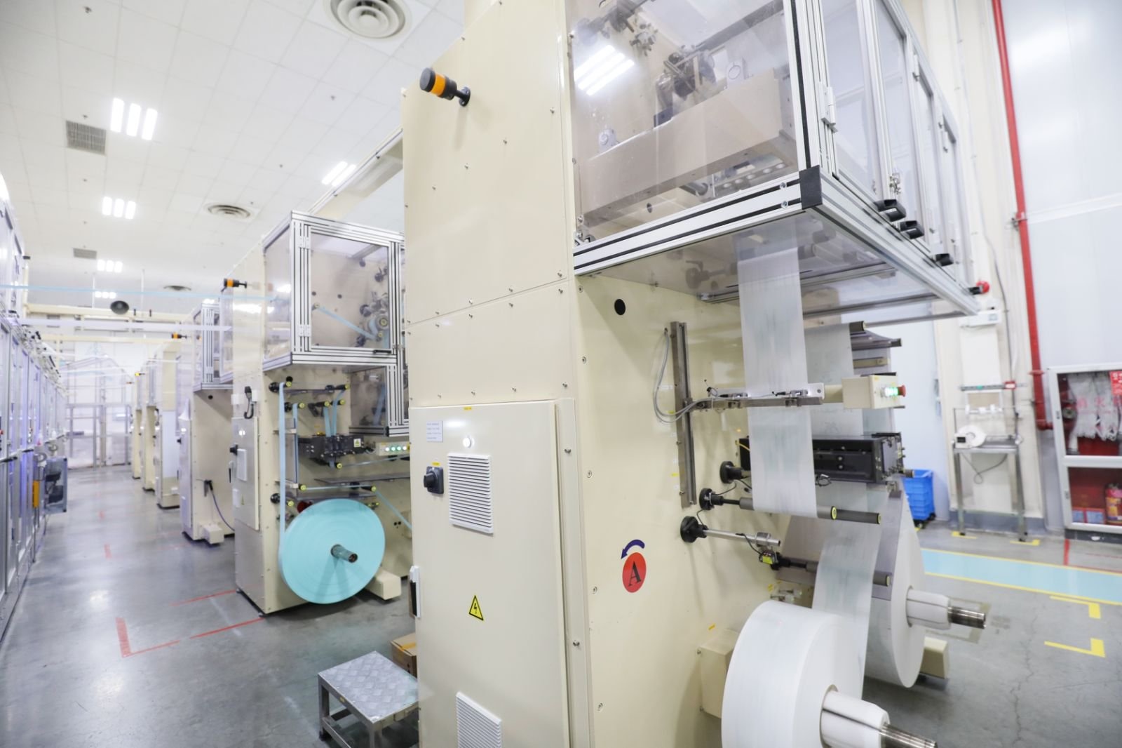 科技與愛(ài)，守護(hù)寶寶每一步成長(zhǎng)——記者探訪幫寶適蘿崗工廠